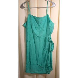 Elegant Green Sleeveless Dress